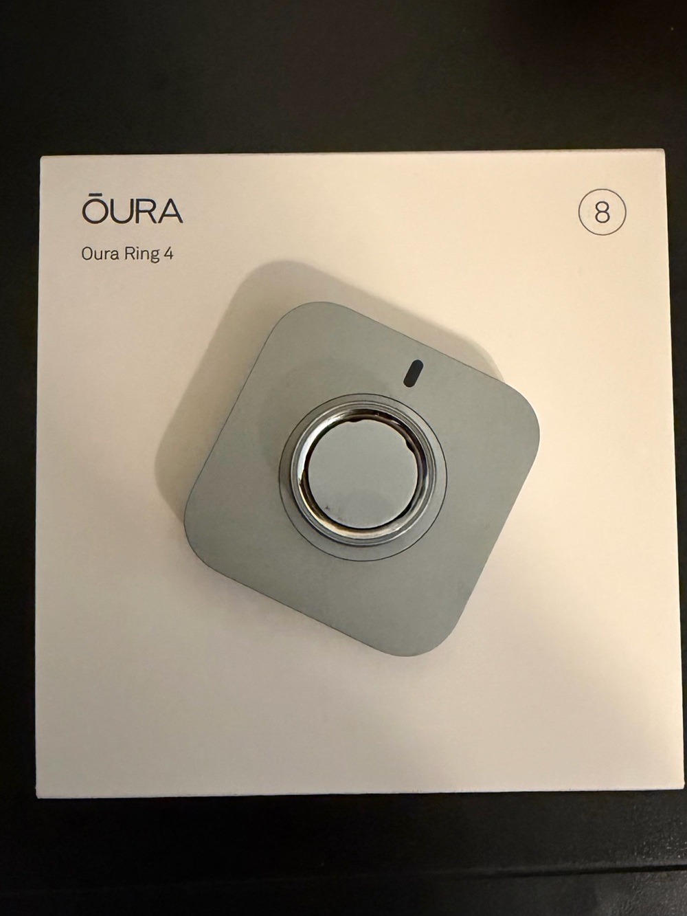 Oura Ring 4 Brushed Silver 8 + gold covers